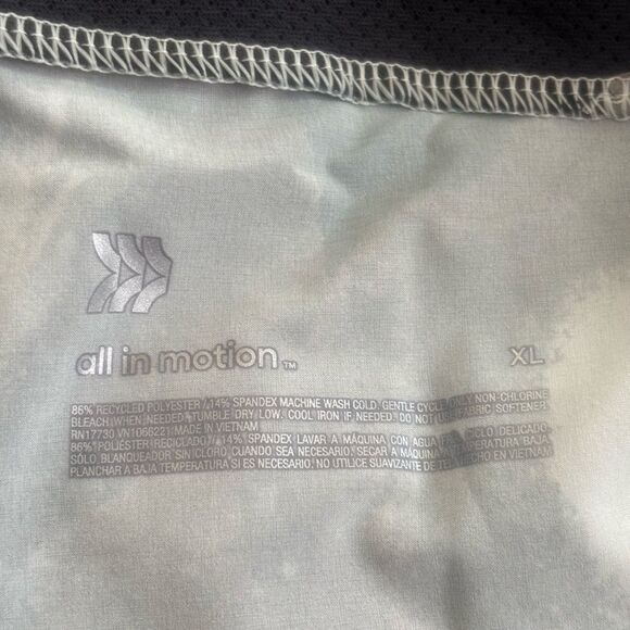 All in motion Camouflage Women's Shorts - Picture 3 of 4
